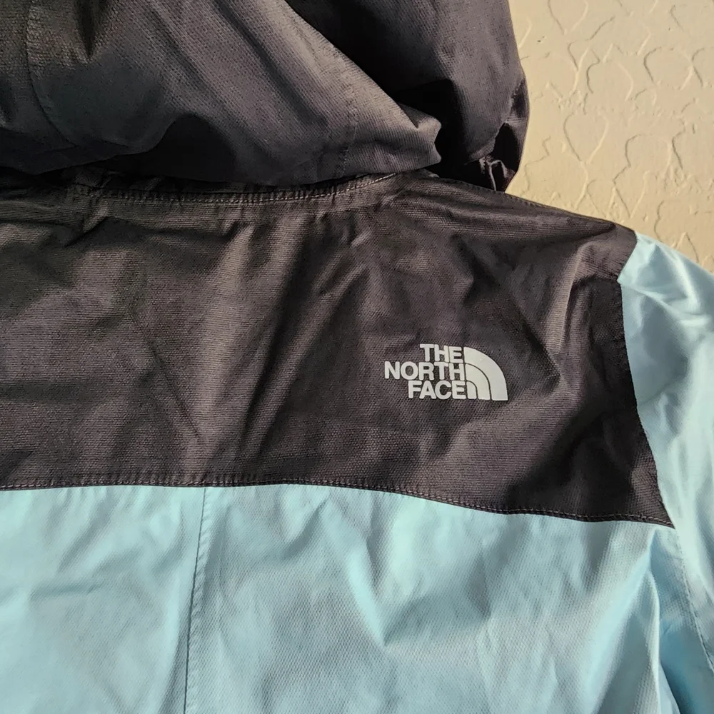 The North Face Girls Coat Medium (10/12)‎